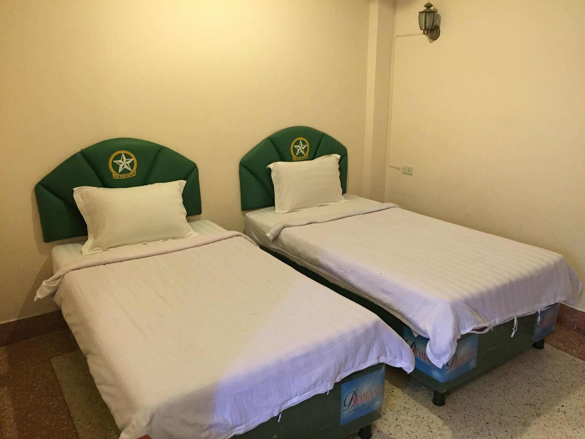 The Star Hotel Udonthani Kültér fotó